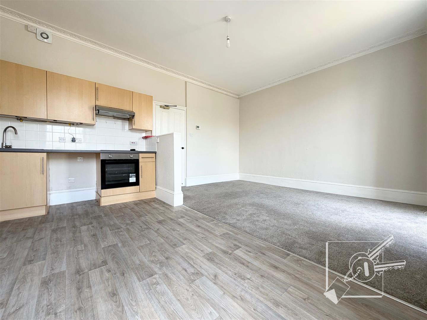 Flat Milton Road in Gravesham
