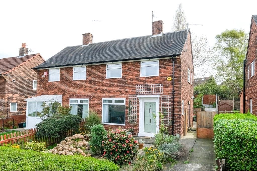 House Half Mile Lane in Leeds