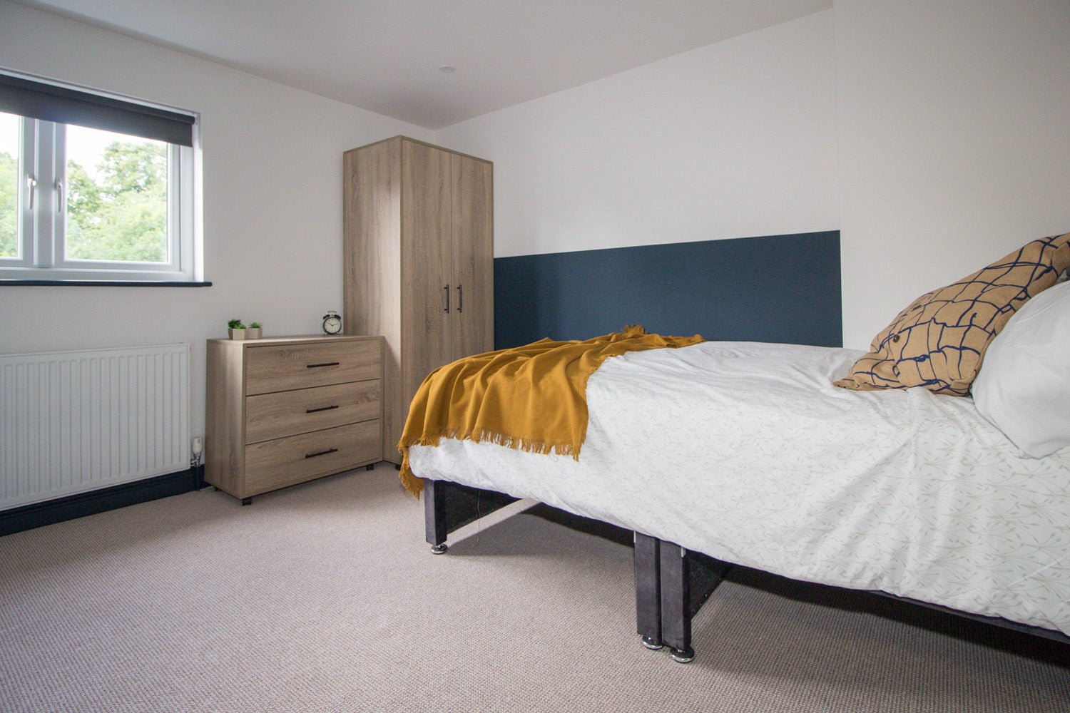 Flat Knighton Fields Road East in Leicester