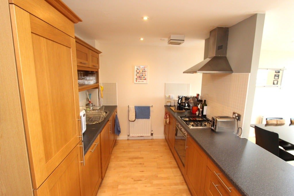 Flat Sandport Way in City of Edinburgh