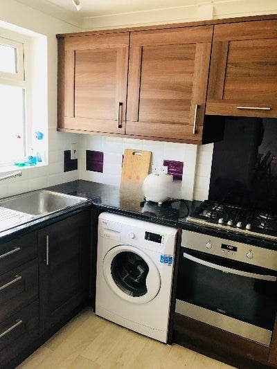Flat Rushden Drive in Reading
