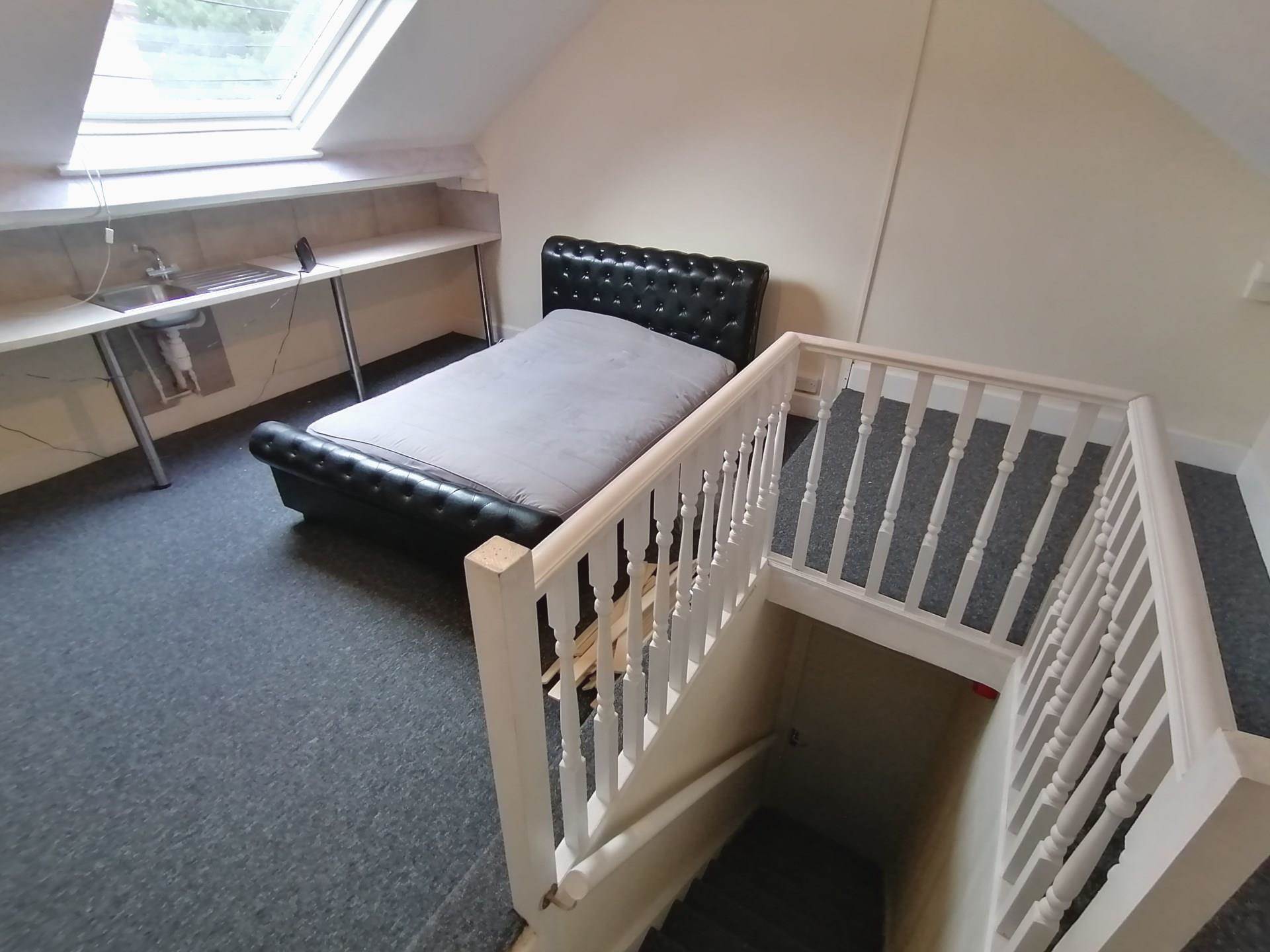 Room London Road in Reading