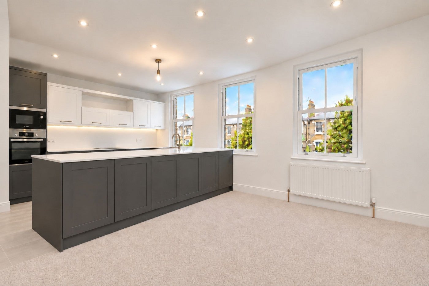 Flat Ashley Road in Greater London