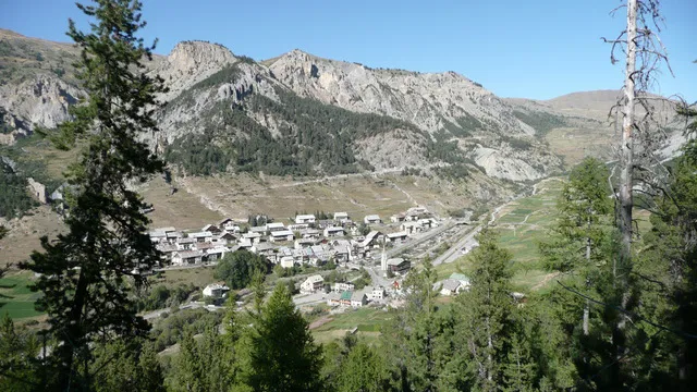 Maison Route du Col d'Izoard à Cervières