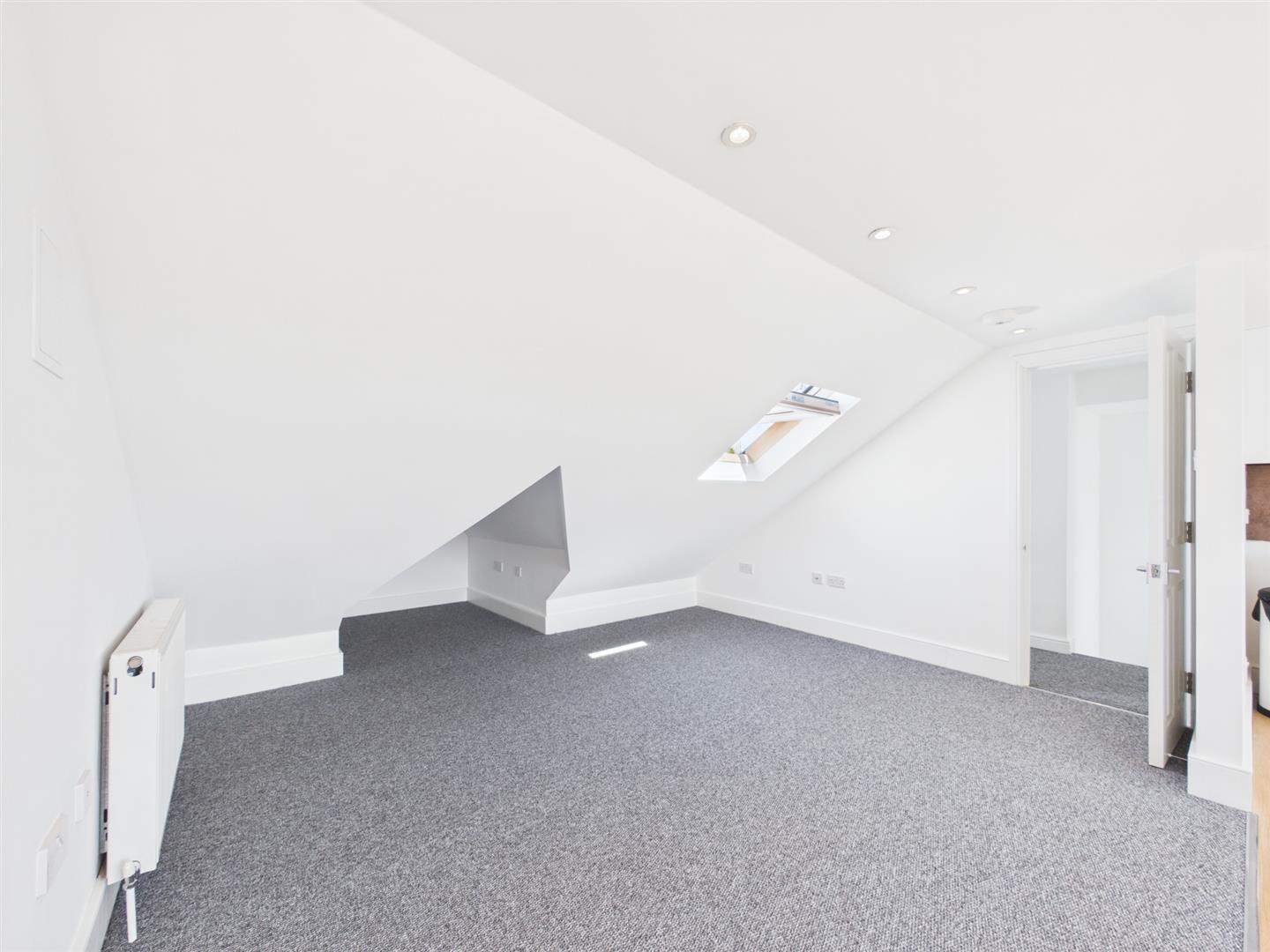 Flat Harold Road in Greater London