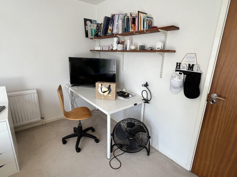 Room Morley Grove in Harlow