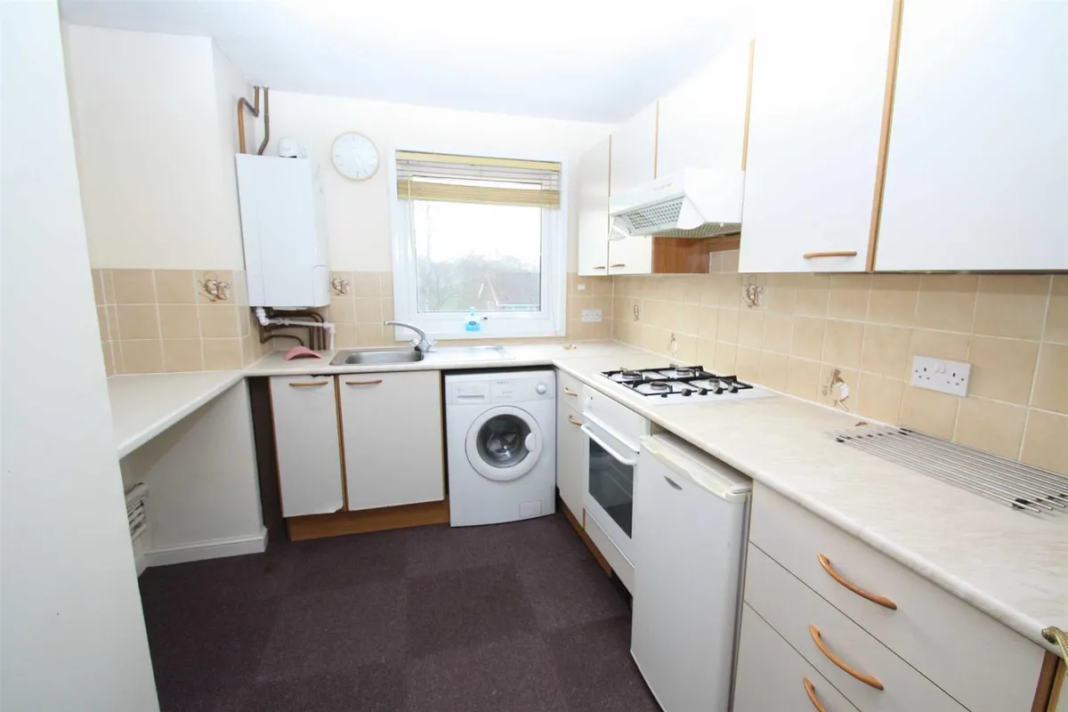Flat Wootton Drive in Dacorum