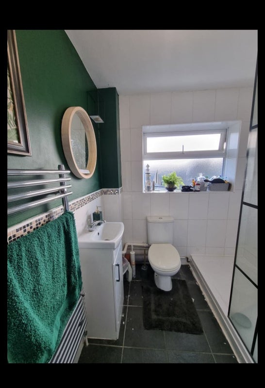 Room Arthur Skemp Close in Bristol