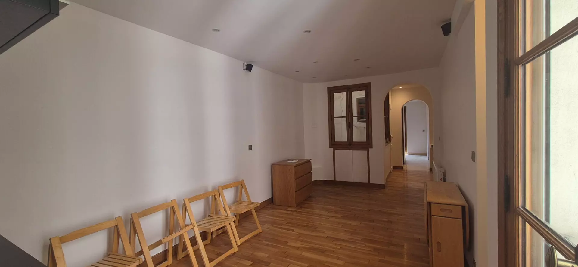 Flat Rue Saint-Lazare in Paris
