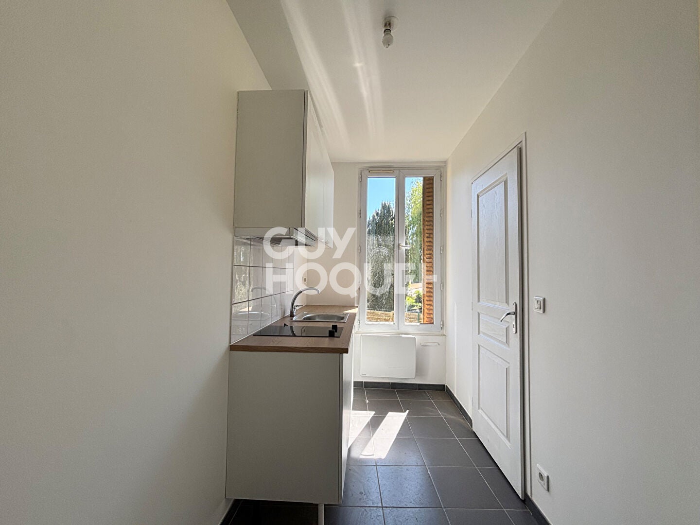 Chambre Rue d'Athènes à Bonneuil-en-France