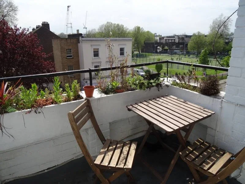 Flat Clarence Way in Greater London