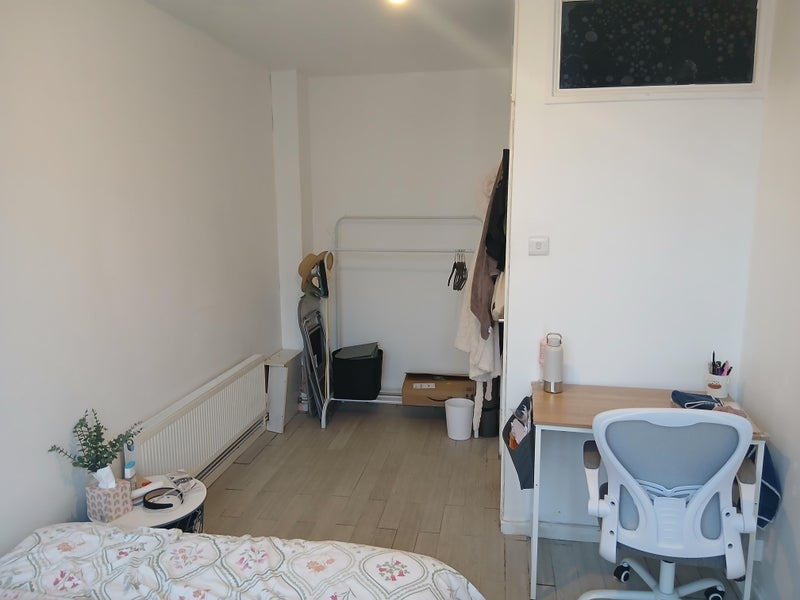 Room Bunhill Row in Greater London