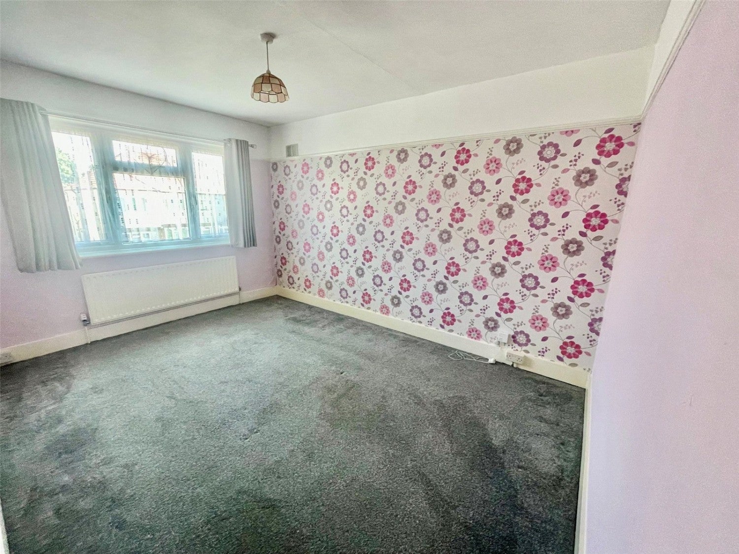 Flat Sheldon Road in Greater London