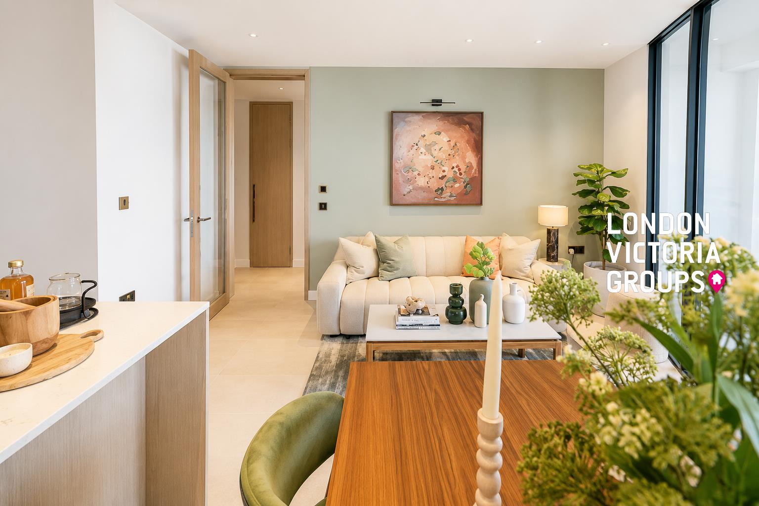 Flat Carnation Way in Greater London