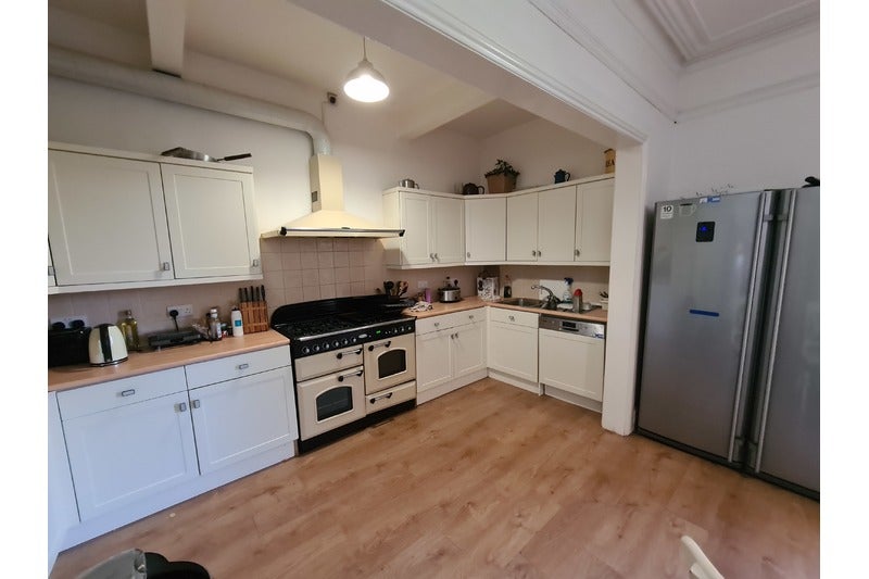 Room Durleigh Road in Bridgwater