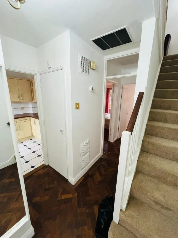 Room Leeward Gardens in Greater London