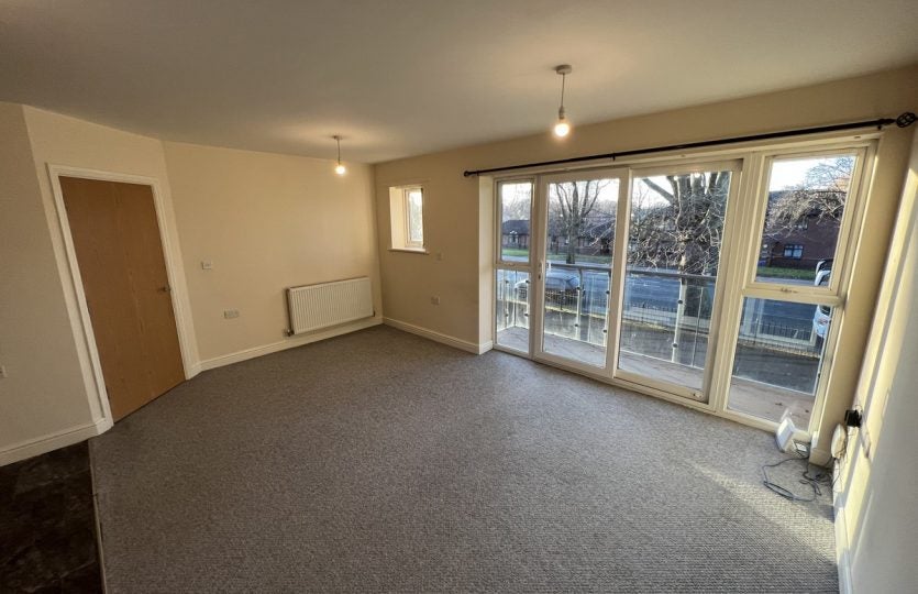 Flat Cottingham Road in Hull