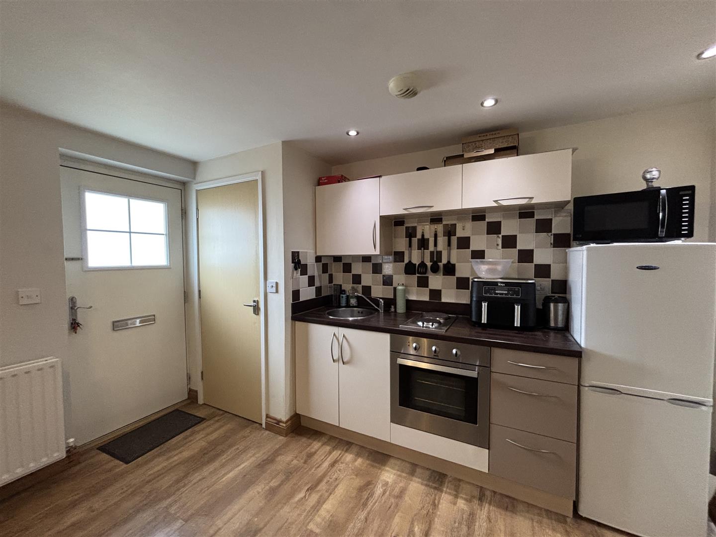 Flat Maes Deri in Ewloe