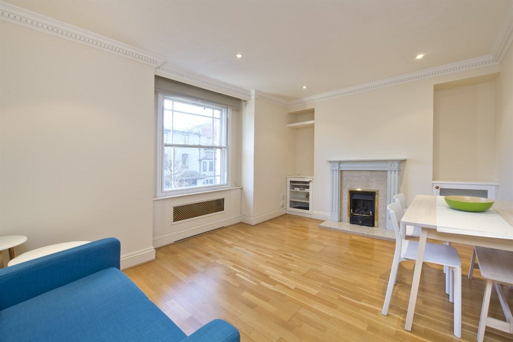 Flat Edith Grove in Greater London