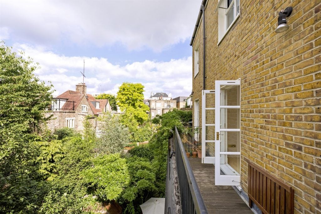 Flat Edith Grove in Greater London