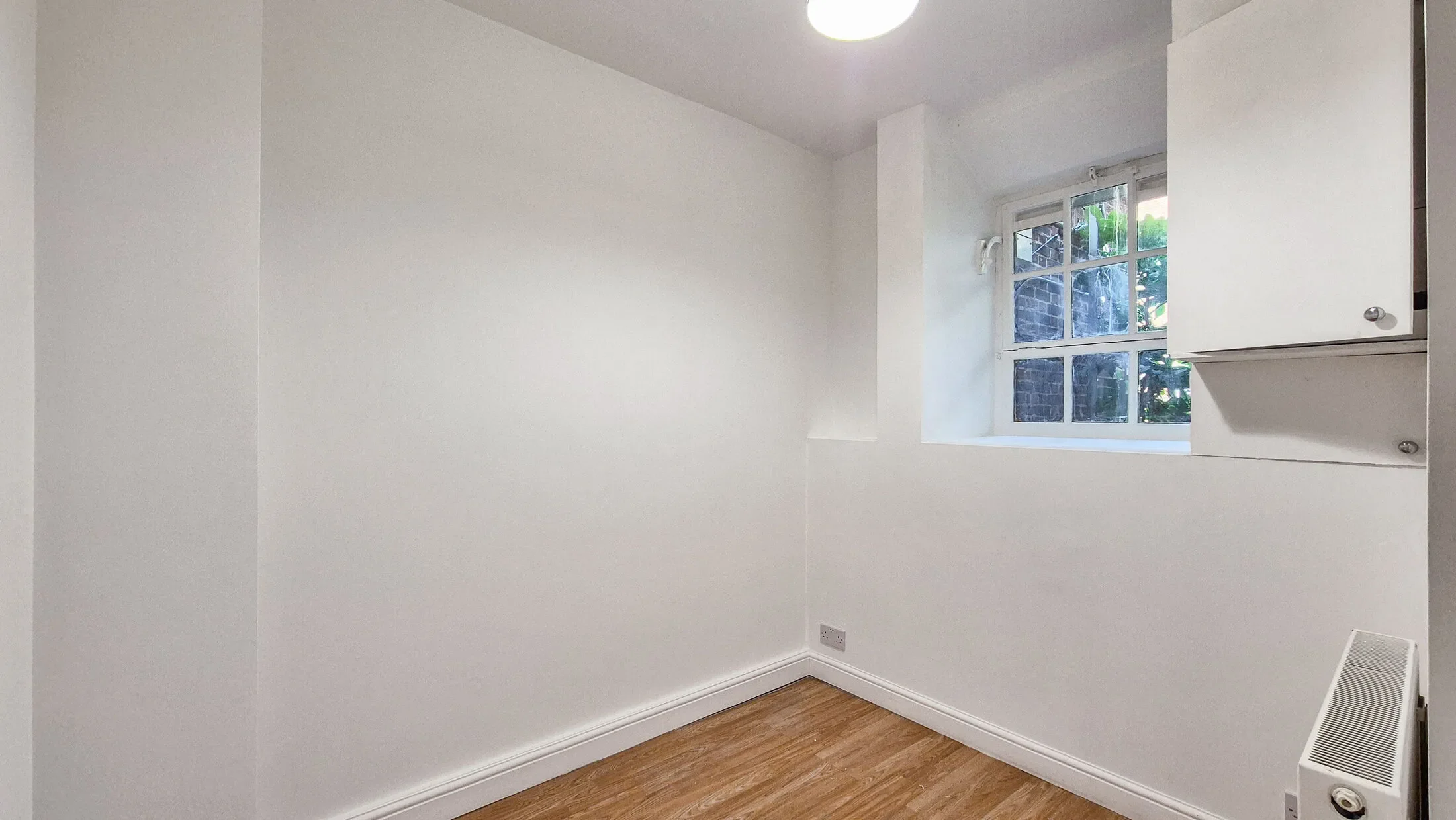 Flat Frampton Street in City of Westminster