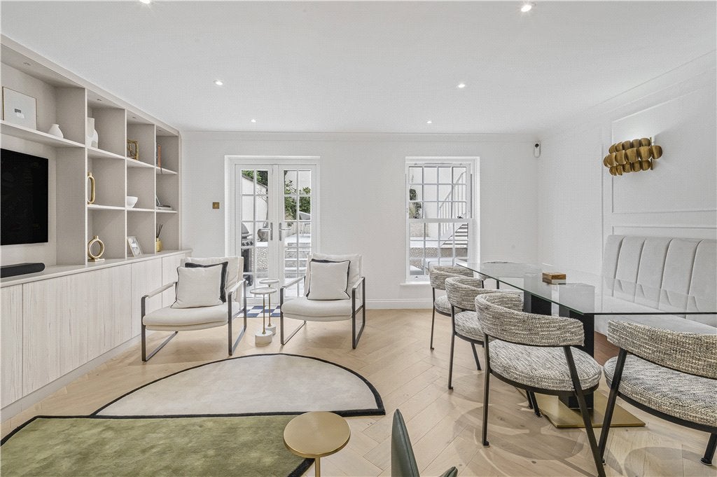 House Seaton Close in Greater London