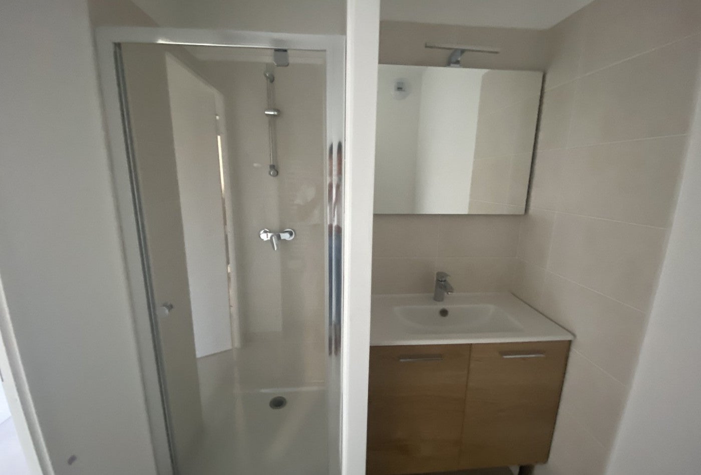 Chambre Quai Flora Tristan à Montpellier