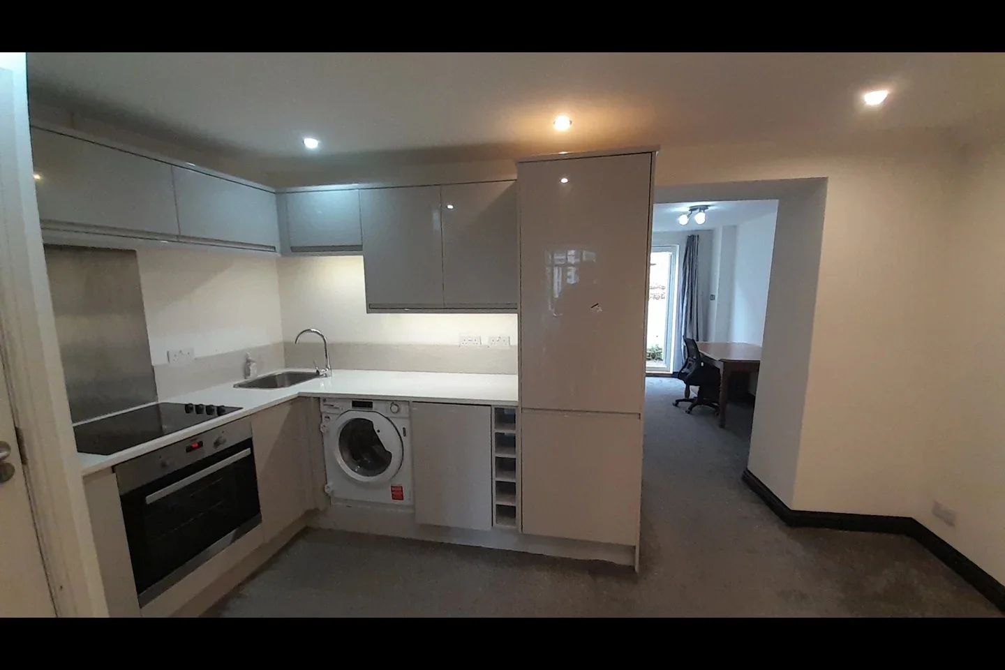 Room Blackboy Road in Exeter