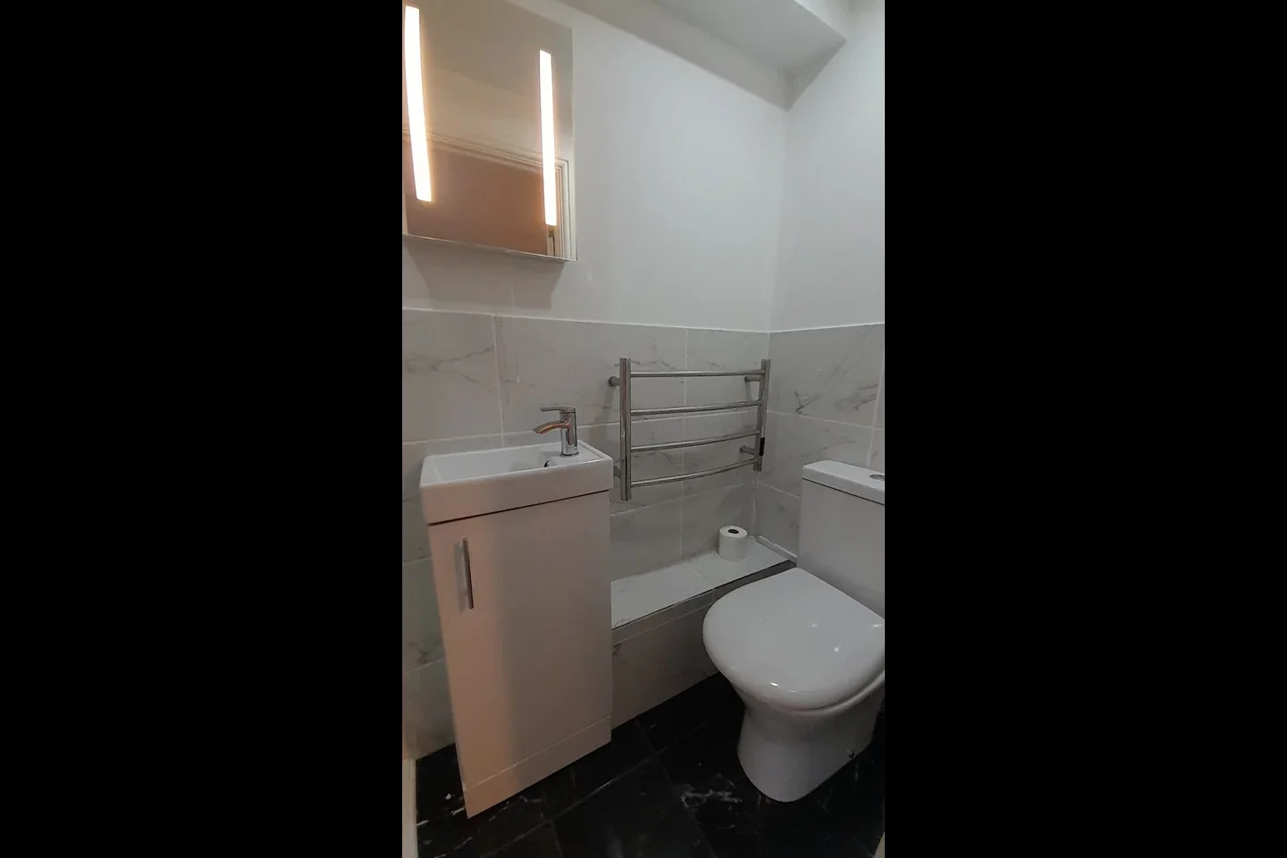 Room Blackboy Road in Exeter