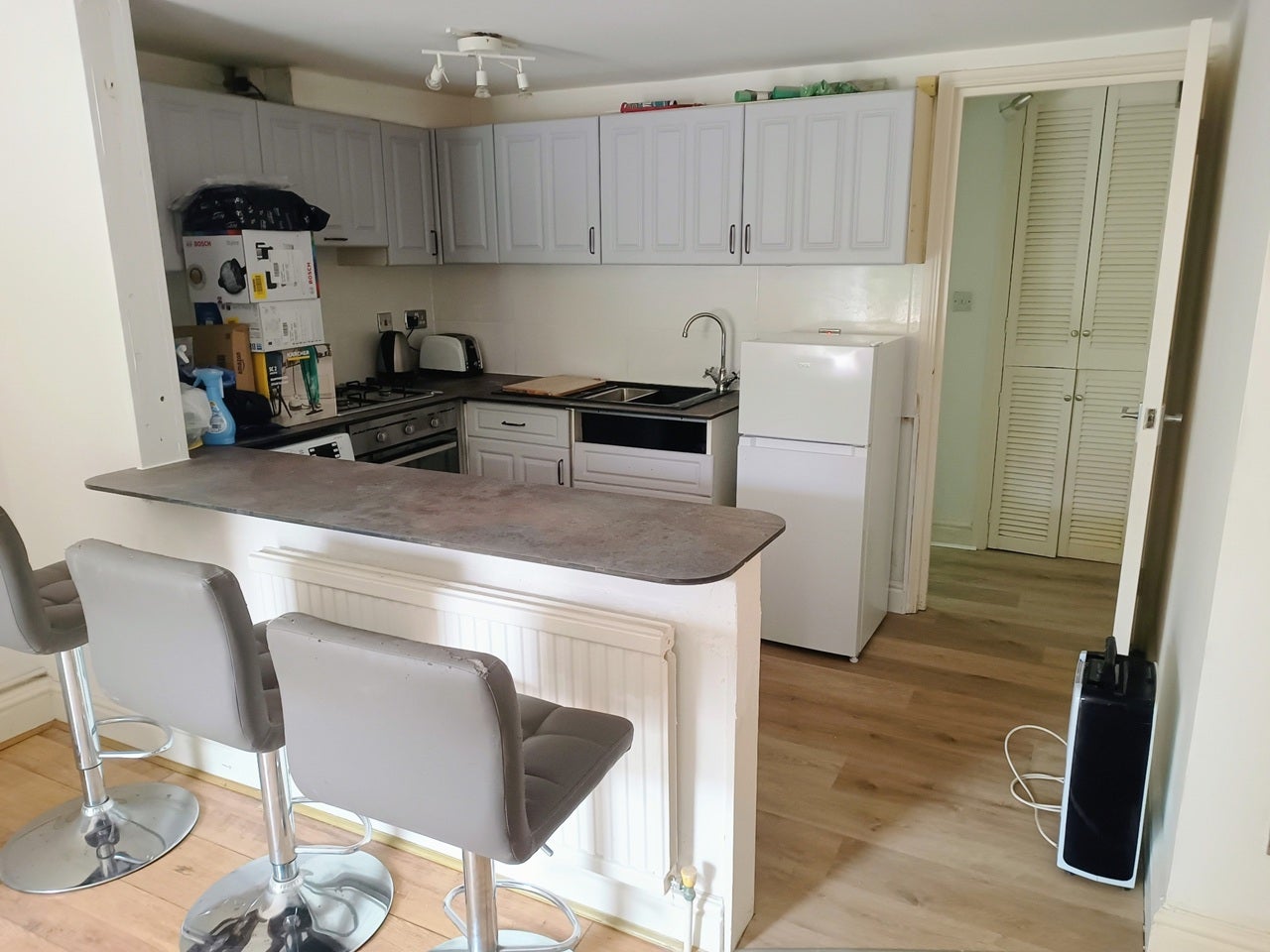 Flat Wolseley Road in Greater London