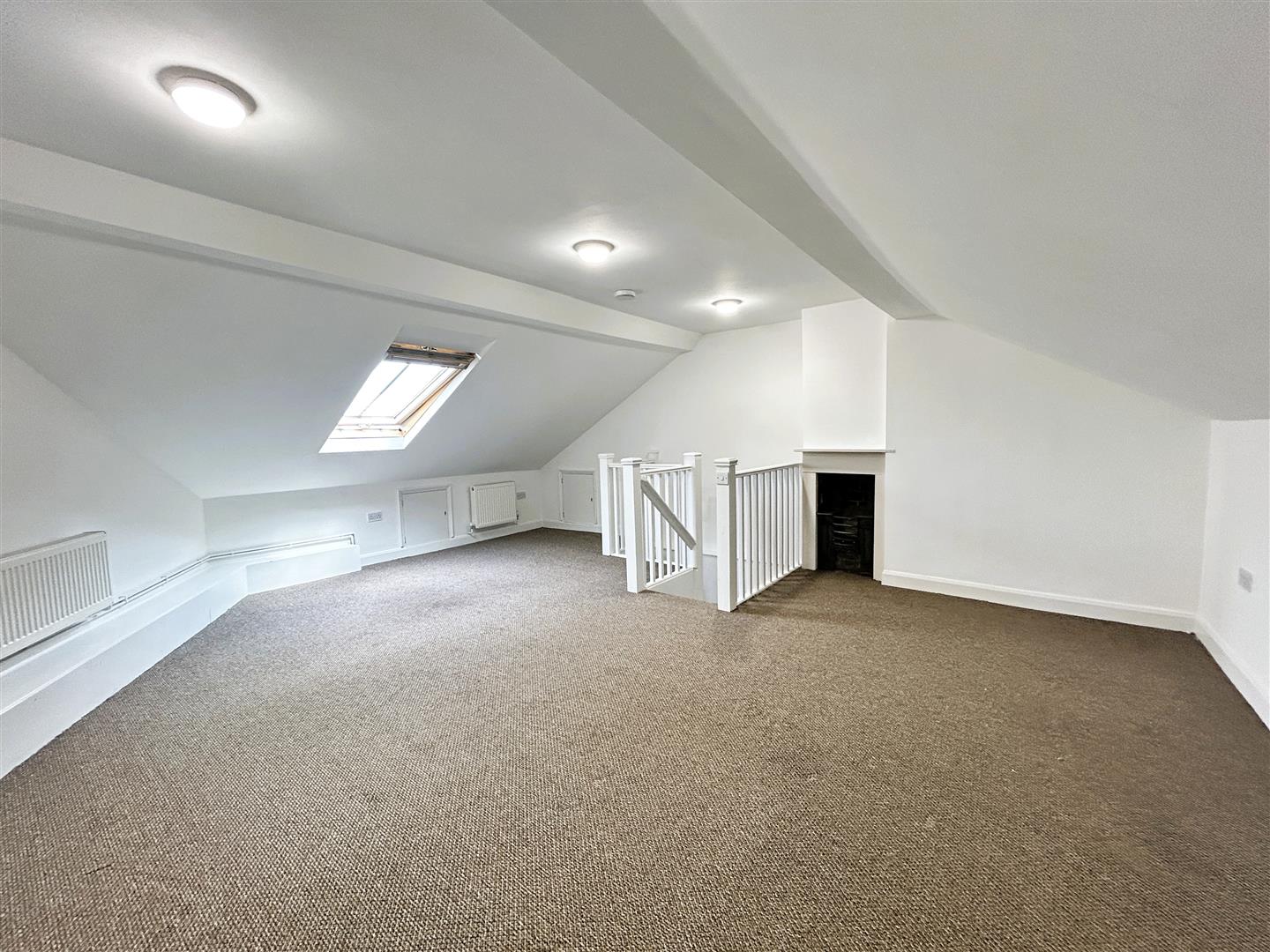 Flat New Road in Amber Valley
