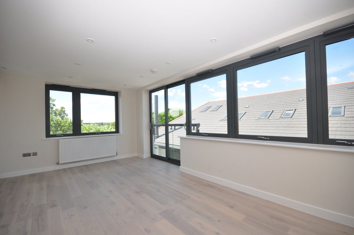 Flat Greenacres in Horsham
