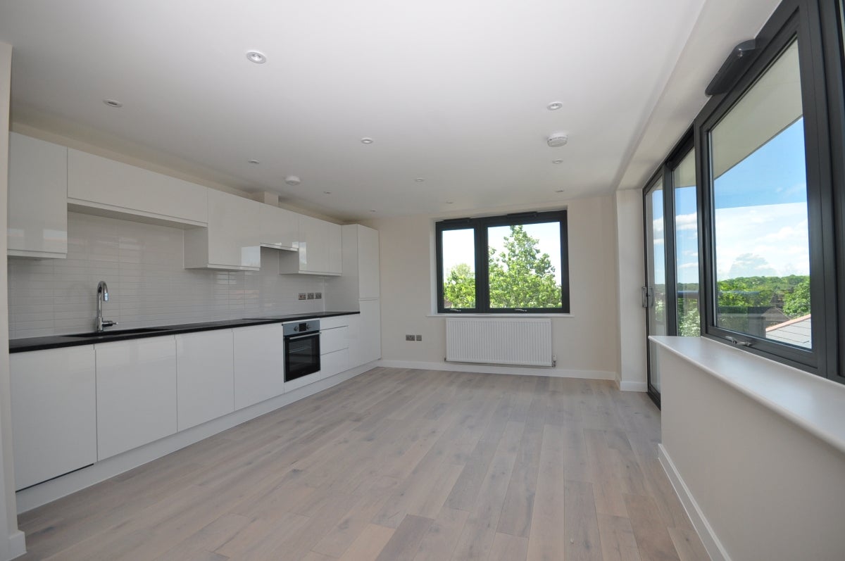 Flat Greenacres in Horsham