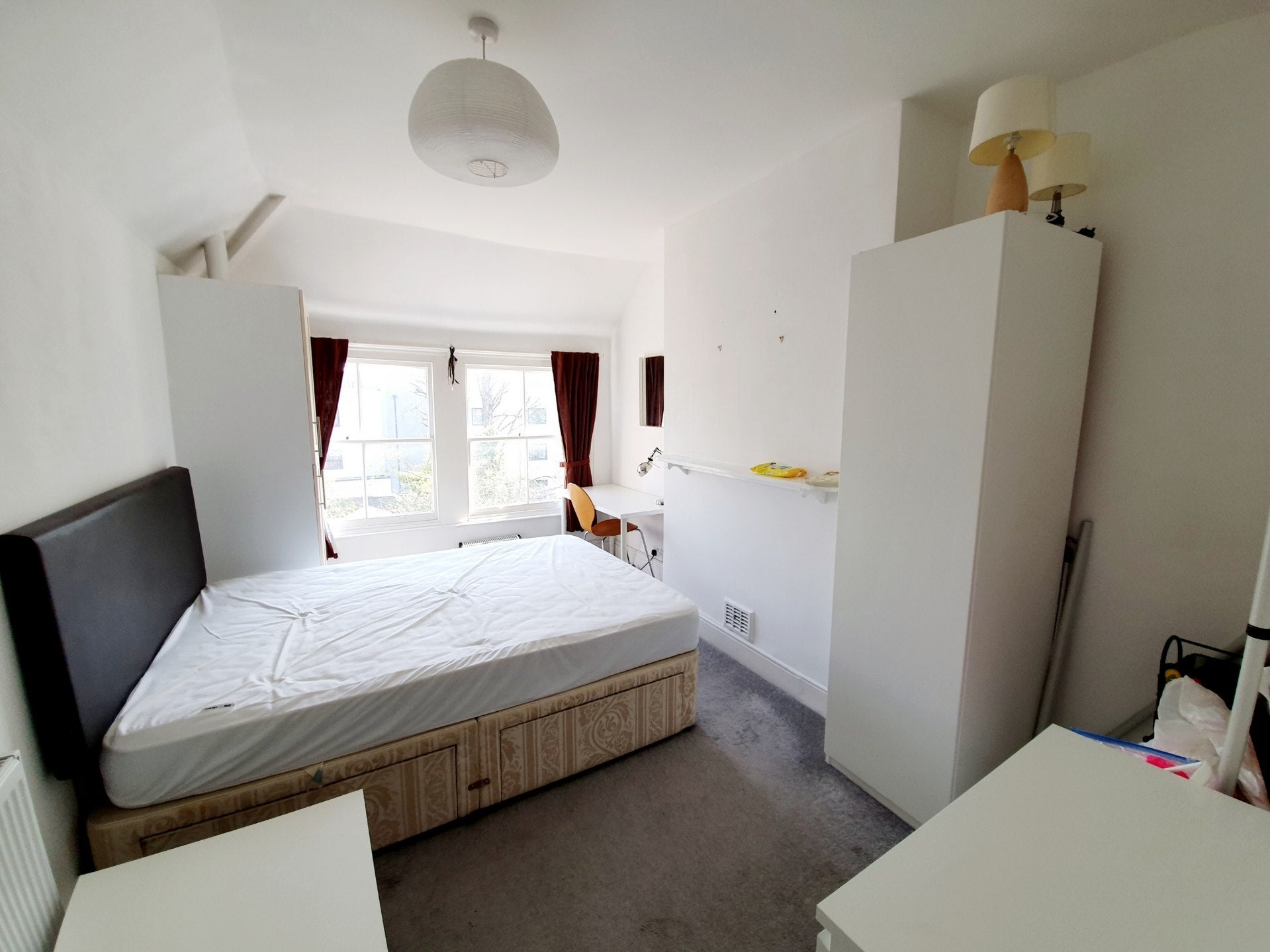 Flat Talbot Road in Greater London