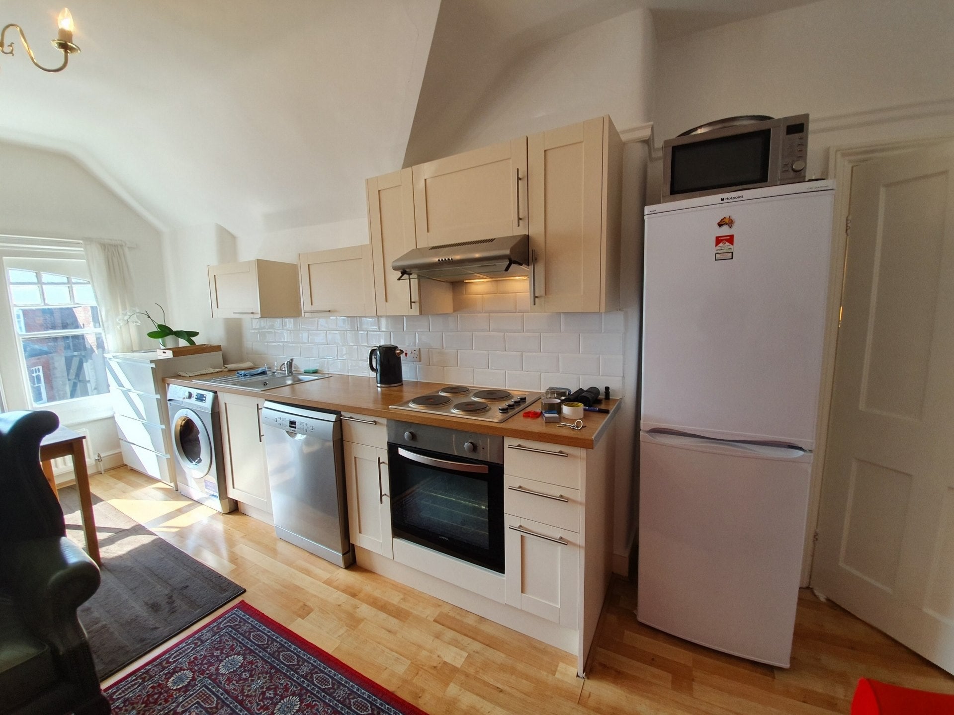 Flat Talbot Road in Greater London