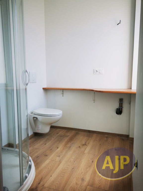 Appartement D 64 à Saint-Amand-Longpré