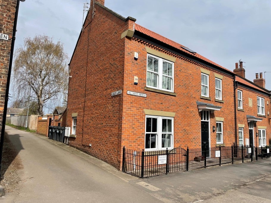 Flat Coach Lane in Hurworth-on-Tees