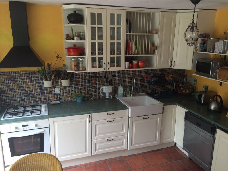 Room Rawnsley Avenue in Greater London
