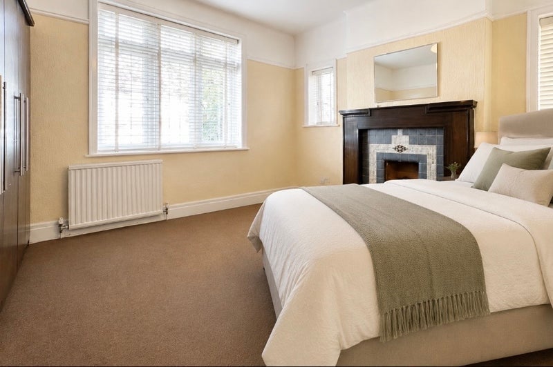 Room Egerton Road in Bournemouth