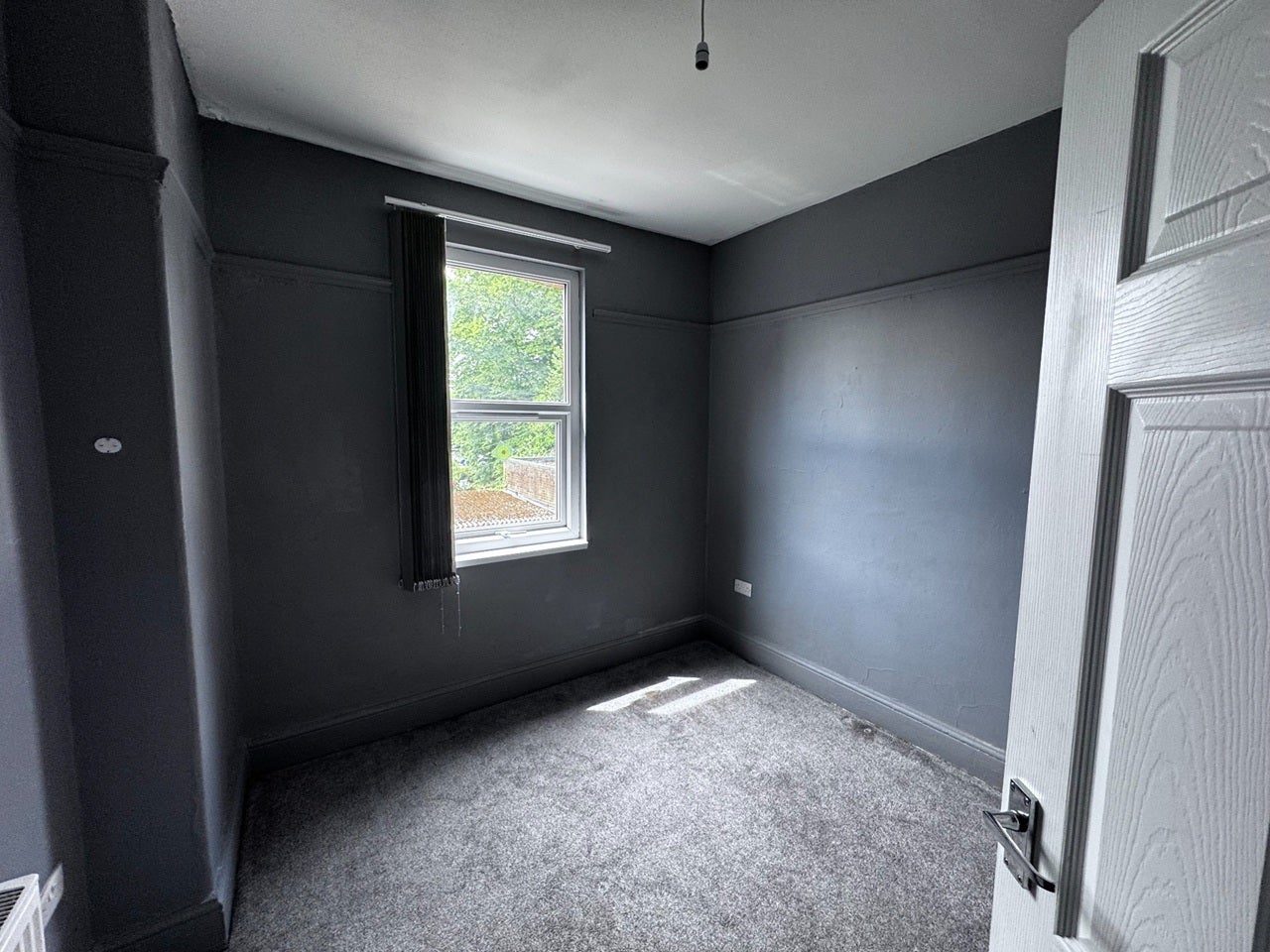 Flat Lawn Road in Doncaster