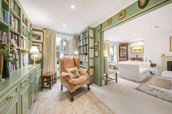 House Elnathan Mews in City of Westminster