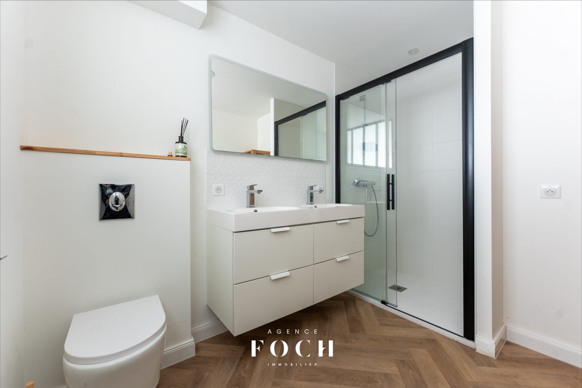 Flat Rue Verlaine in Nancy