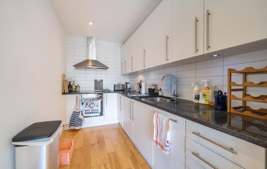 Flat Kingsland Road in London