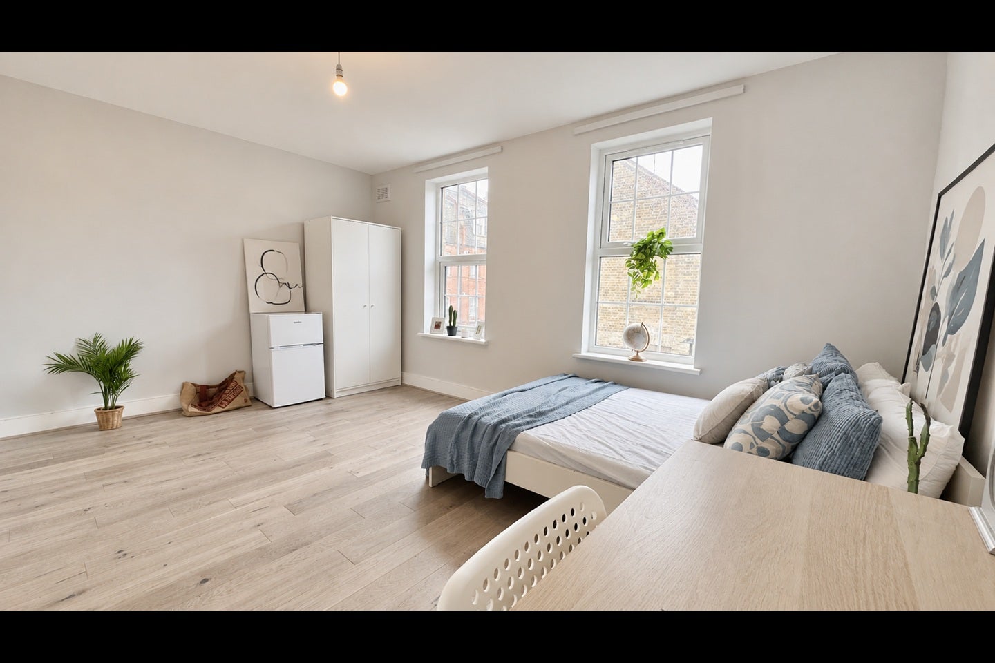 Room Weyhill Road in Greater London
