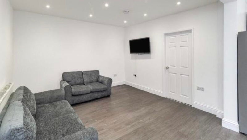 Room Muriel Road in Nottingham