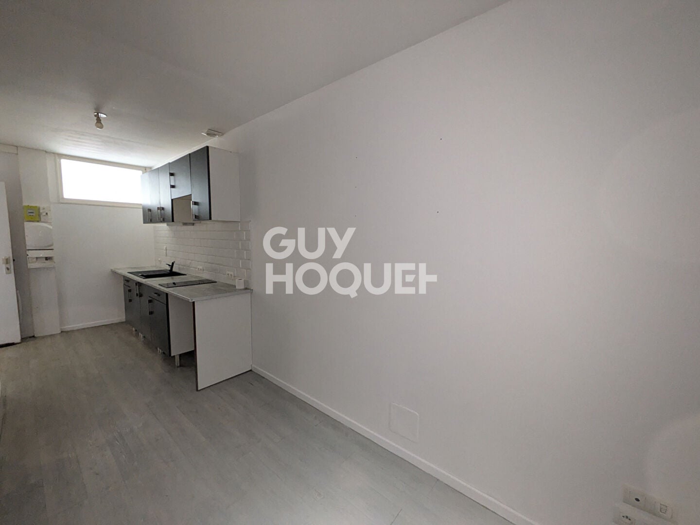 Room Rue Joubert in Auxerre