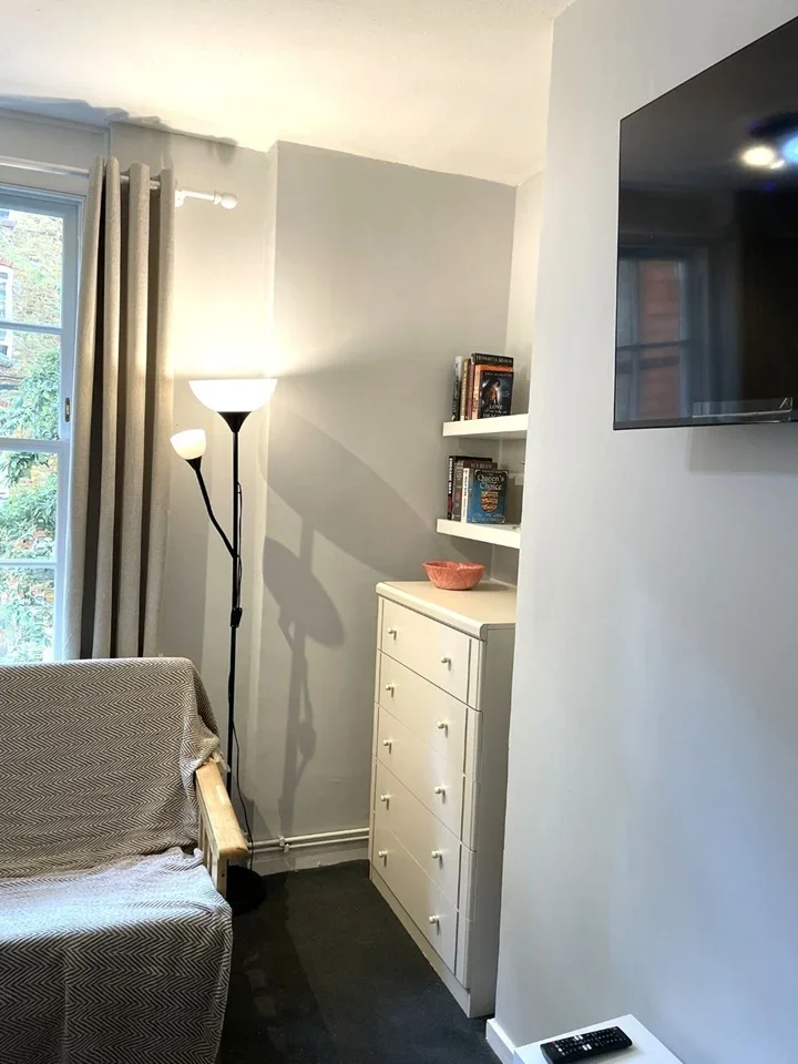 Flat Clerkenwell Road in Greater London