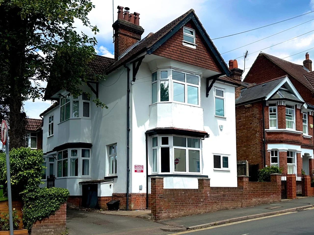 House Upton Avenue in St Albans