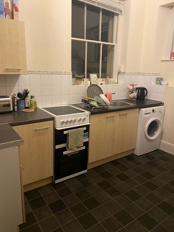 Room Apsley Road in Bristol