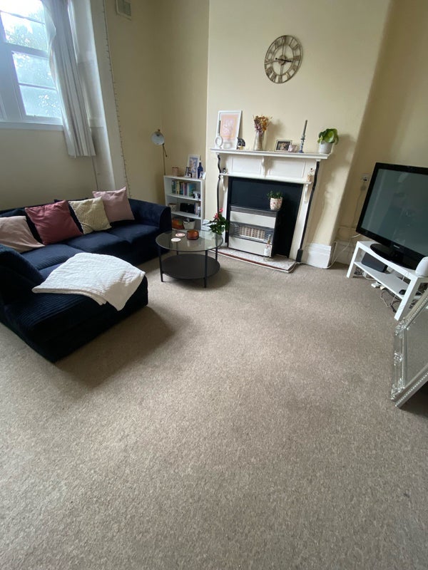 Room Apsley Road in Bristol
